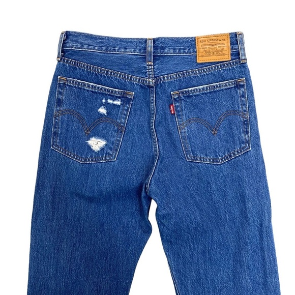 LEVI’S Premium Wedgie Straight High Rise Jeans Distressed in Medium Washed Sz 28 - Picture 5 of 11